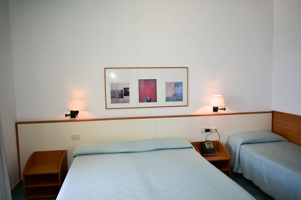 Hotel Amyclae Sperlonga Exterior photo