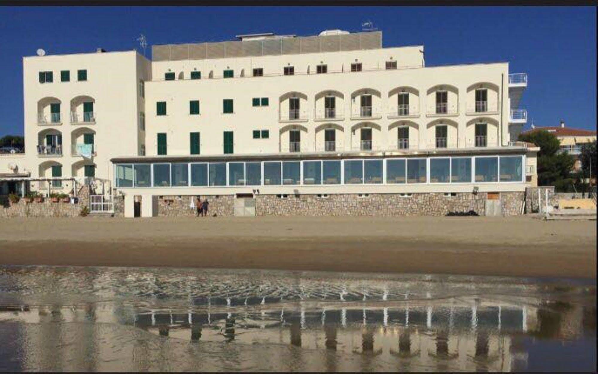 Hotel Amyclae Sperlonga Exterior photo