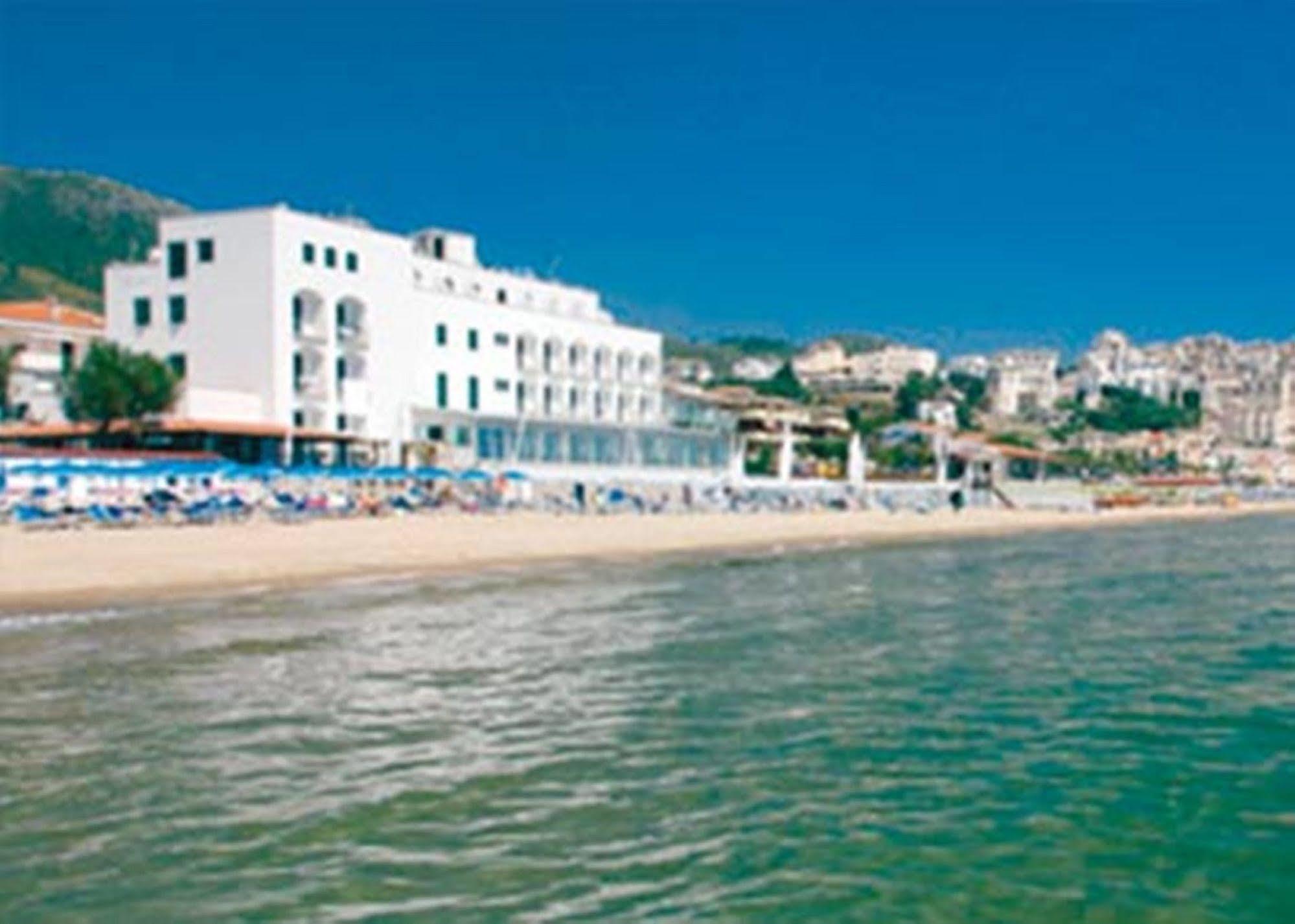 Hotel Amyclae Sperlonga Exterior photo